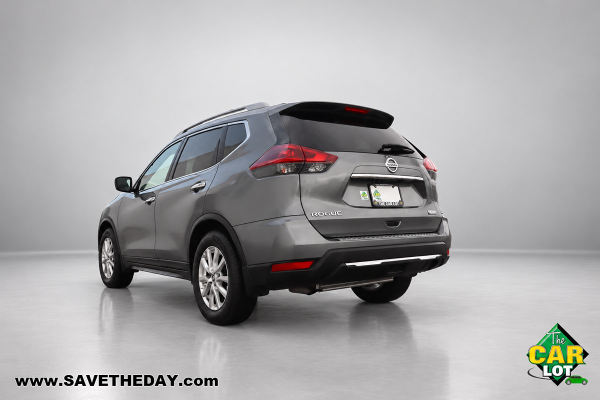 Used 2020 Nissan Rogue S w/ Special Edition Package FWD image 6