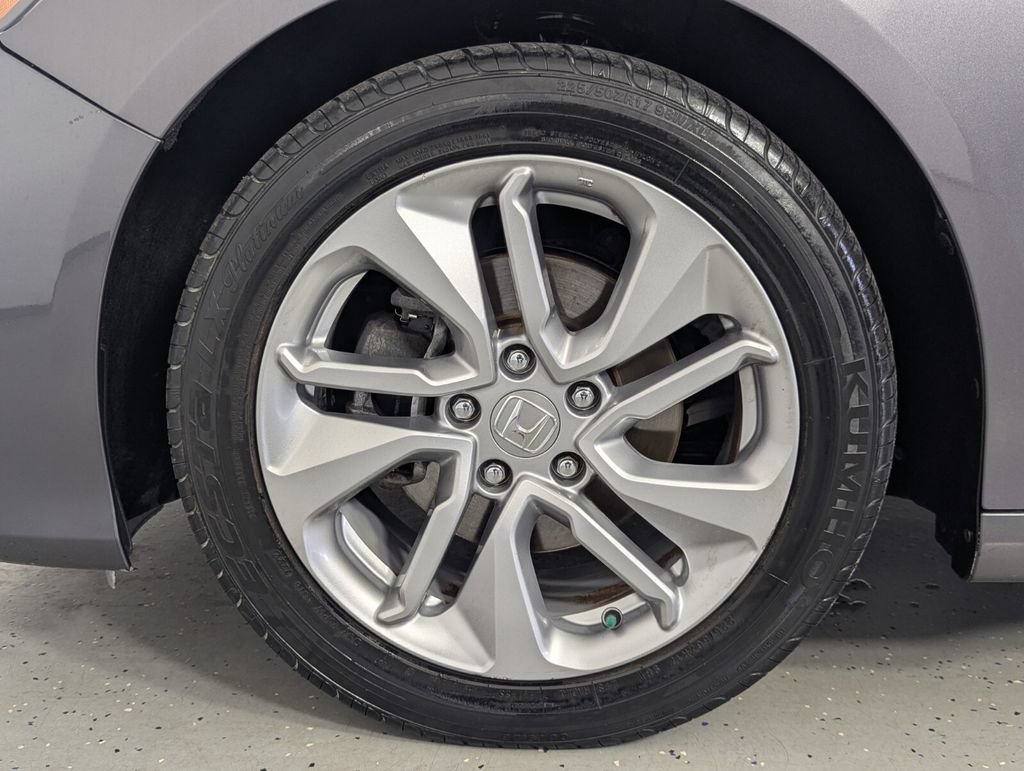 Used 2018 Honda Accord LX image 8
