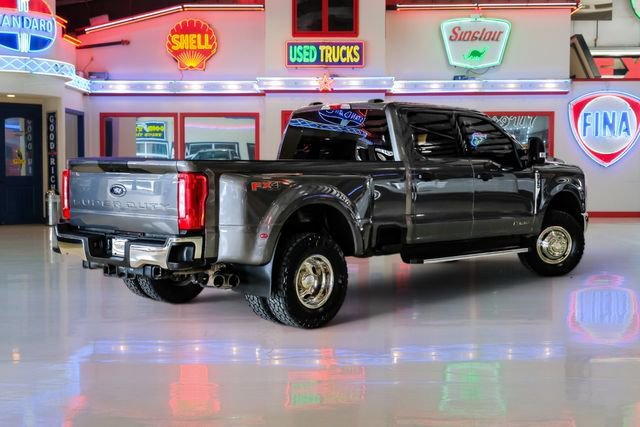 Used 2023 Ford F350 XLT w/ FX4 Off-Road Package AWD/4WD image 3