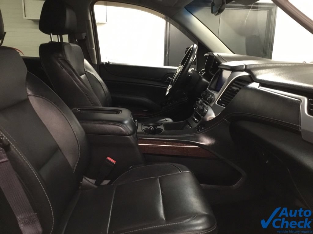 Used 2017 GMC Yukon SLT AWD/4WD image 44