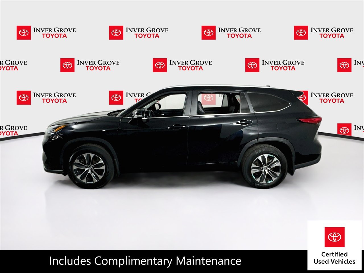 Certified 2023 Toyota Highlander XLE AWD/4WD image 8