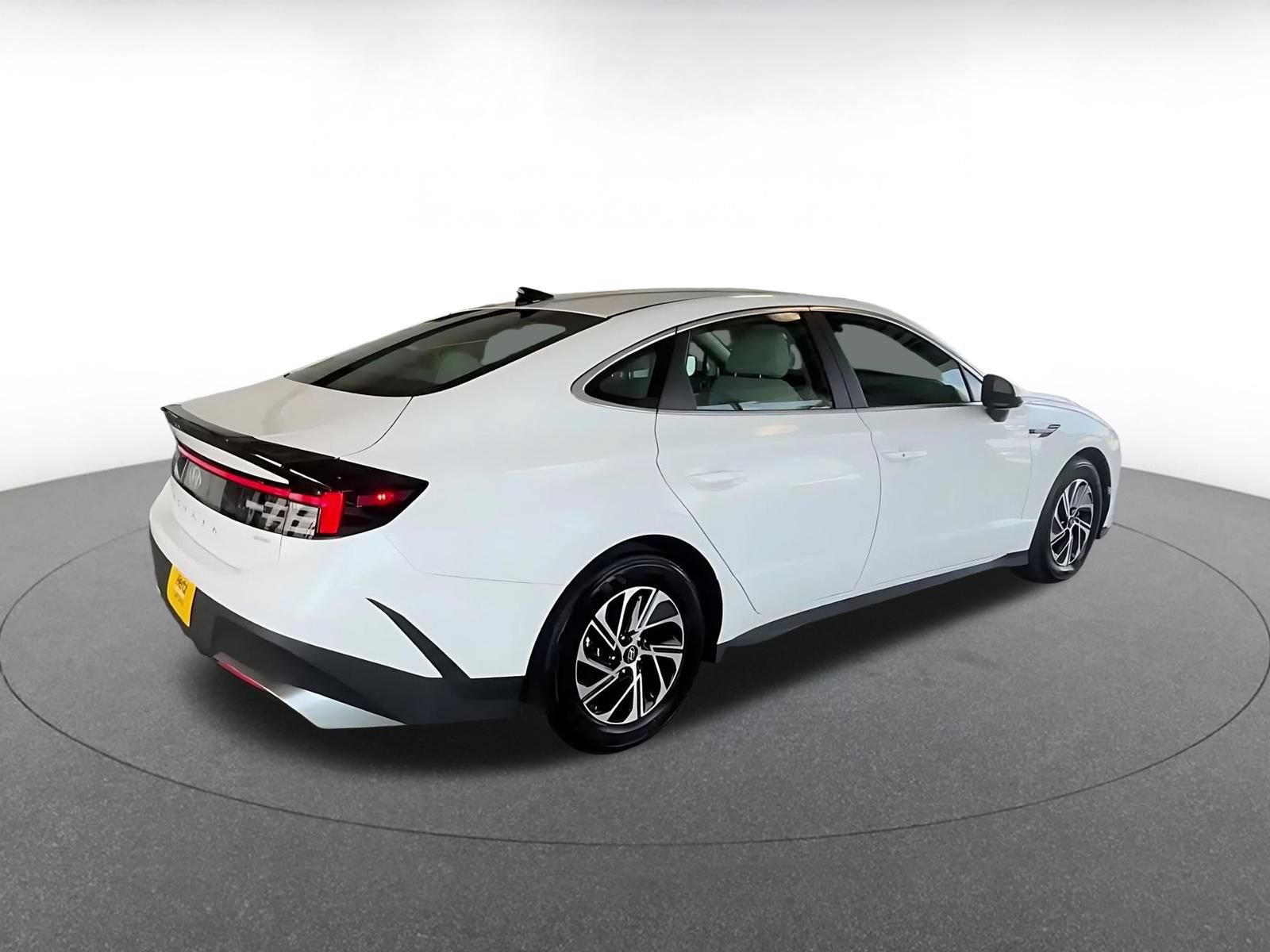 Used 2026 Hyundai Sonata Blue FWD image 15