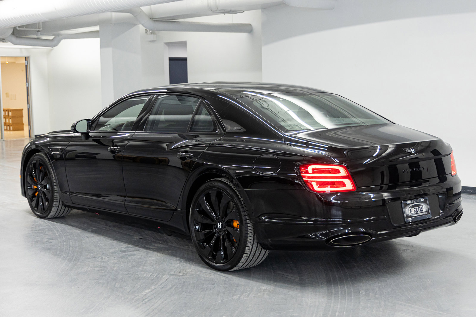 New 2025 Bentley Flying Spur Plug-In Hybrid image 3