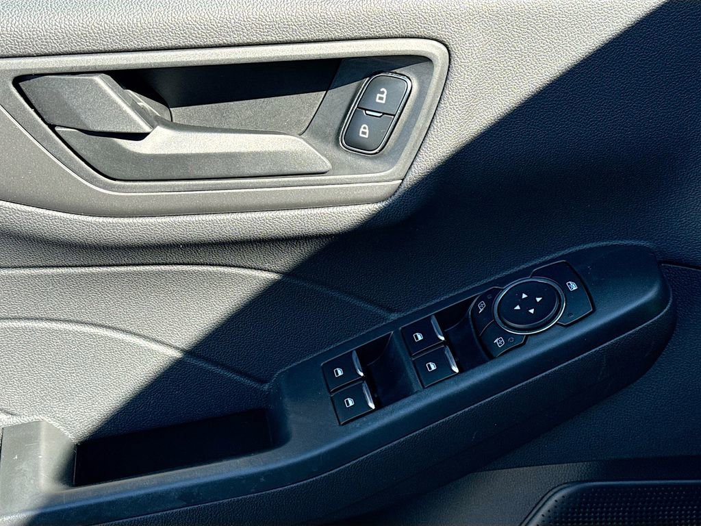 Used 2024 Ford Escape Active image 18