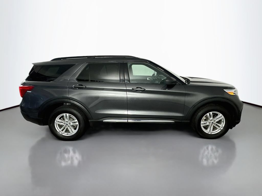 Used 2020 Ford Explorer XLT AWD/4WD image 8