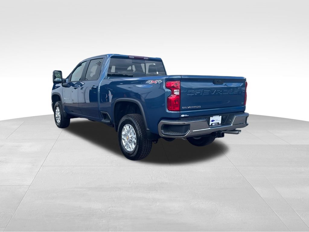New 2026 Chevrolet Silverado 3500 LT AWD/4WD image 3