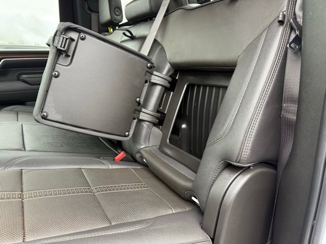 Used 2025 Chevrolet Silverado 2500 High Country w/ Technology Package image 21