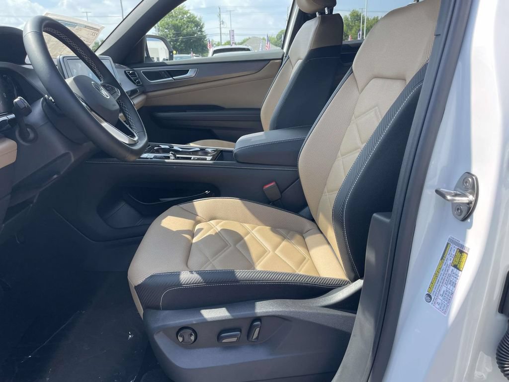 New 2026 Volkswagen Atlas Cross Sport SE FWD image 14