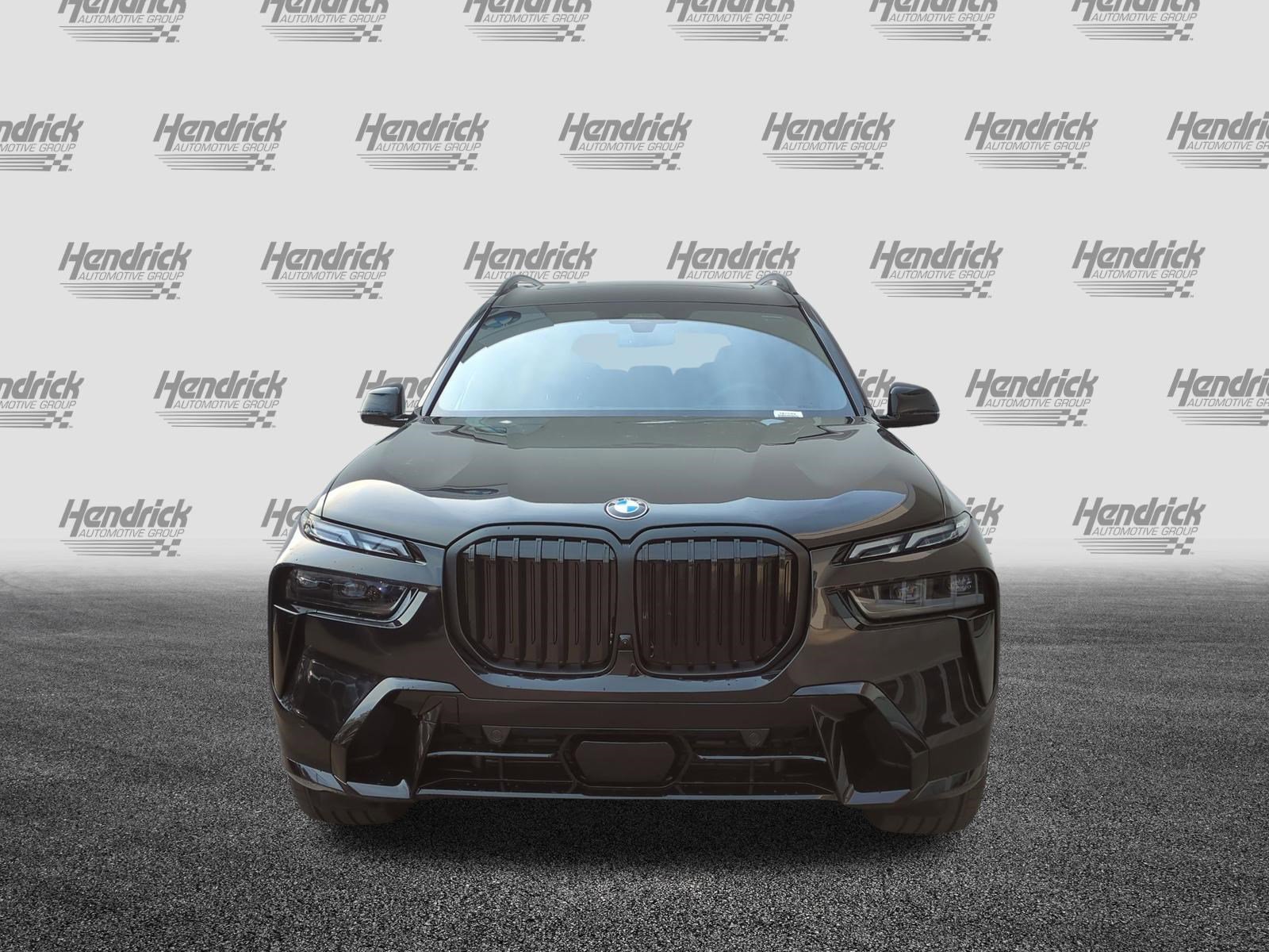 New 2026 BMW X7 xDrive40i w/ Executive Package image 3