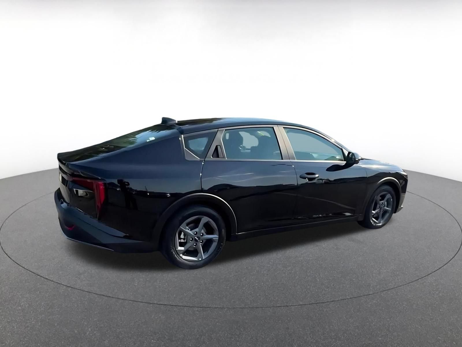 Used 2025 Kia K4 FWD image 15