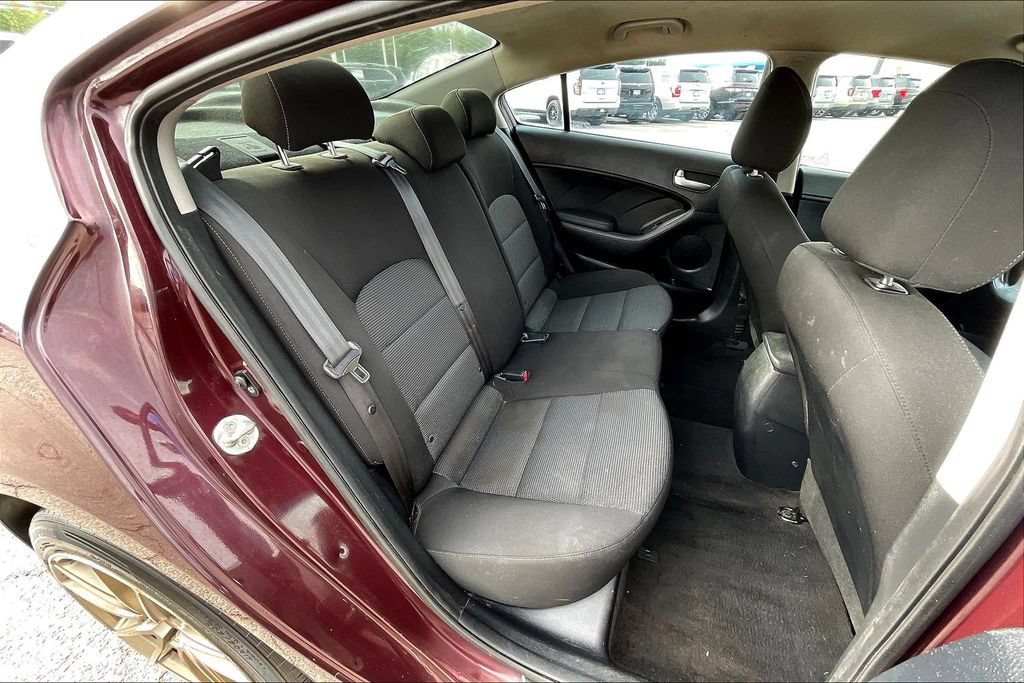 Used 2017 Kia Forte LX FWD image 22