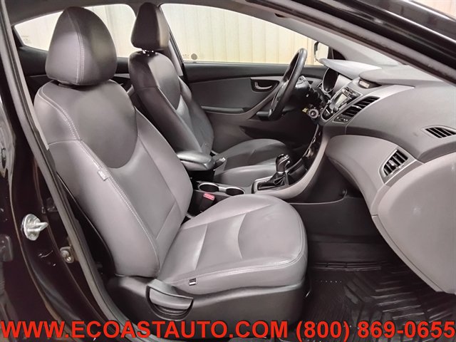 Used 2015 Hyundai Elantra SE w/ Option Group 02 FWD image 14