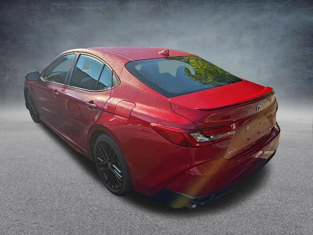 Used 2025 Toyota Camry SE FWD image 5