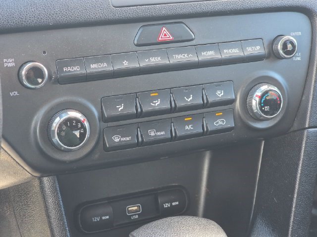 Used 2020 Kia Sportage LX AWD/4WD image 28