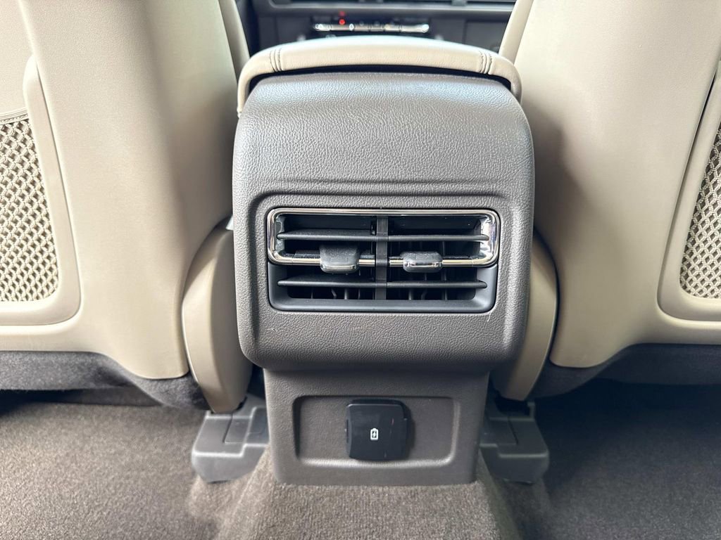 Used 2021 Lincoln Corsair FWD w/ Equipment Group 101A image 16