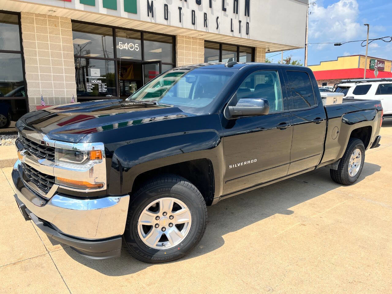 Used 2019 Chevrolet Silverado 1500 LT image 2