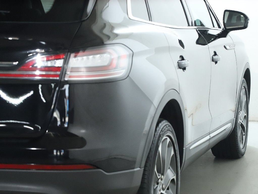 Used 2023 Lincoln Nautilus Reserve AWD/4WD image 46