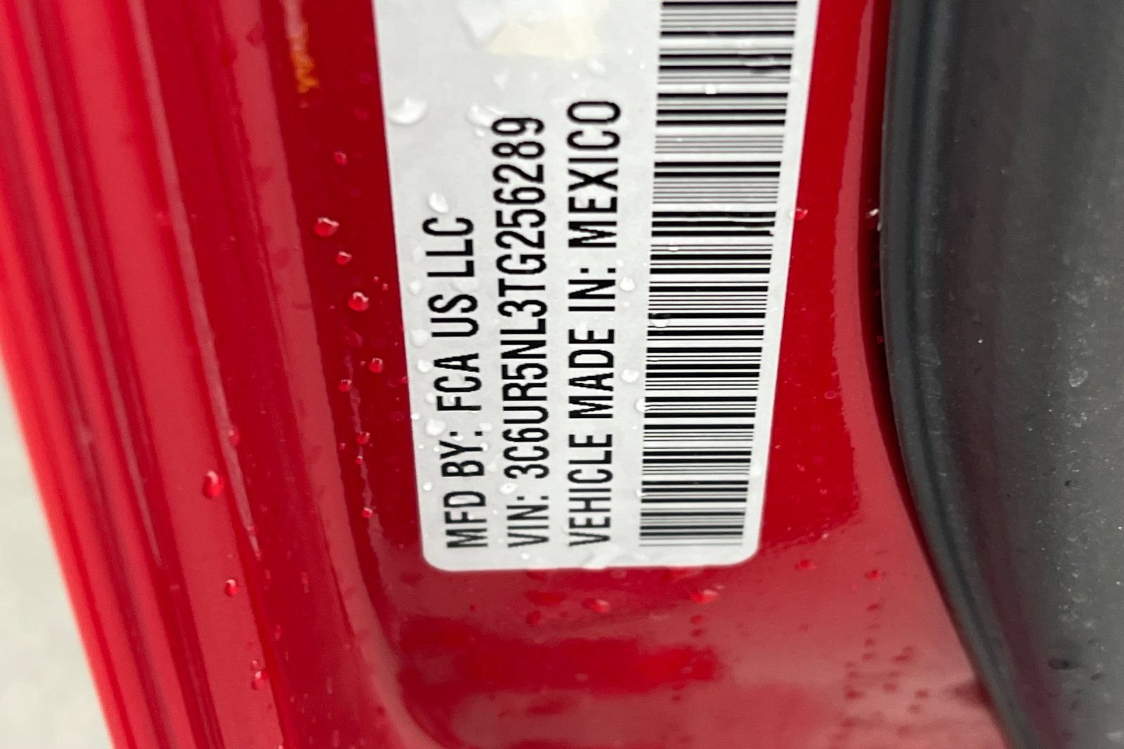 New 2026 RAM 2500 Laramie AWD/4WD image 23