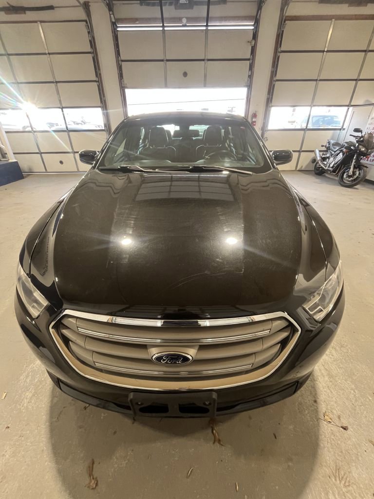 Used 2015 Ford Taurus SEL w/ Equipment Group 201A image 3