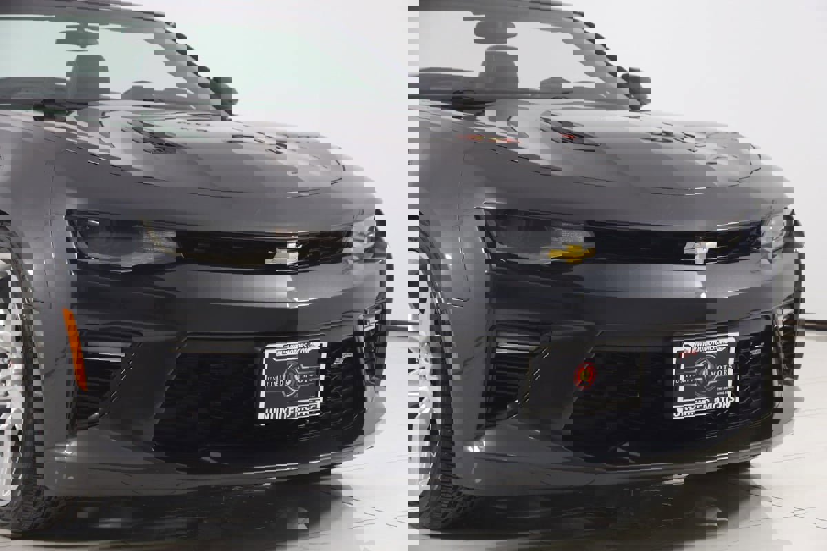 Used 2017 Chevrolet Camaro SS image 48