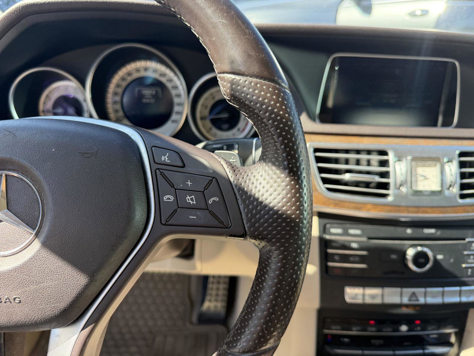 Used 2016 Mercedes-Benz E 350 Sedan image 11