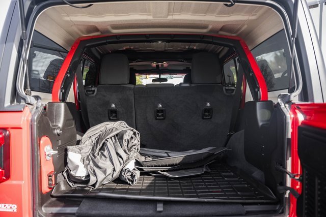 Used 2020 Jeep Wrangler Unlimited Rubicon w/ LED Lighting Group image 9