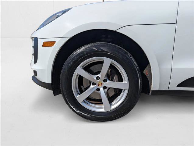 Used 2020 Porsche Macan image 22