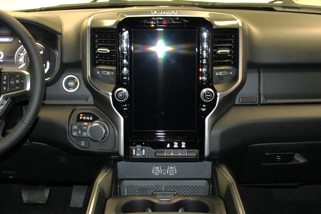 New 2026 RAM 1500 4x4 Crew Cab image 13