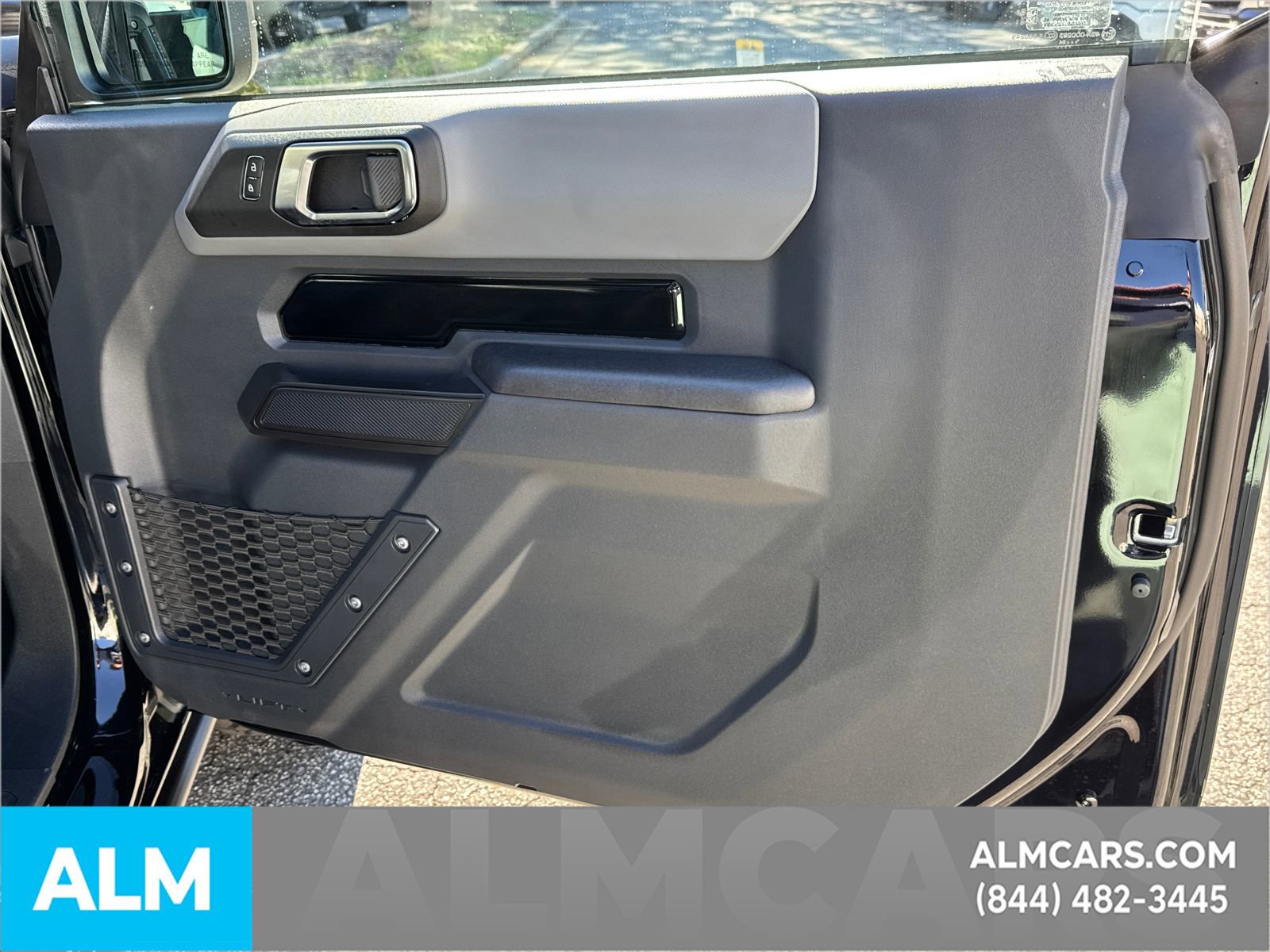 Used 2024 Ford Bronco Black Diamond image 18