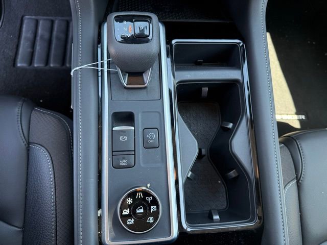 Used 2025 Nissan Pathfinder SL image 14