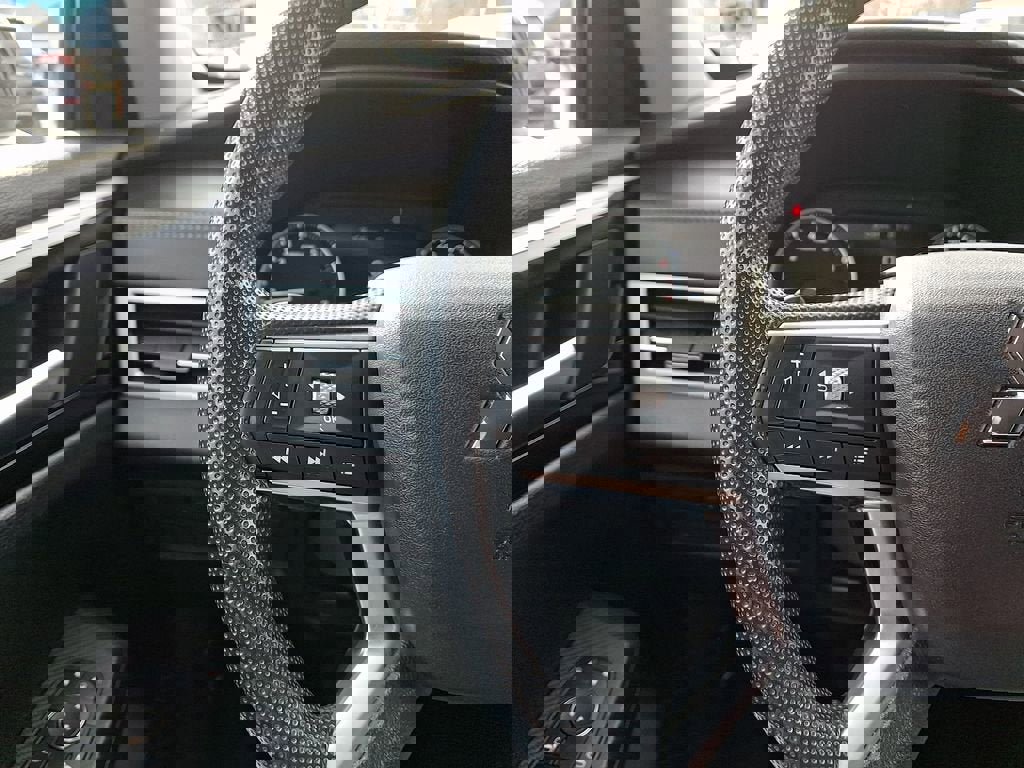 Used 2022 Mitsubishi Outlander ES image 22