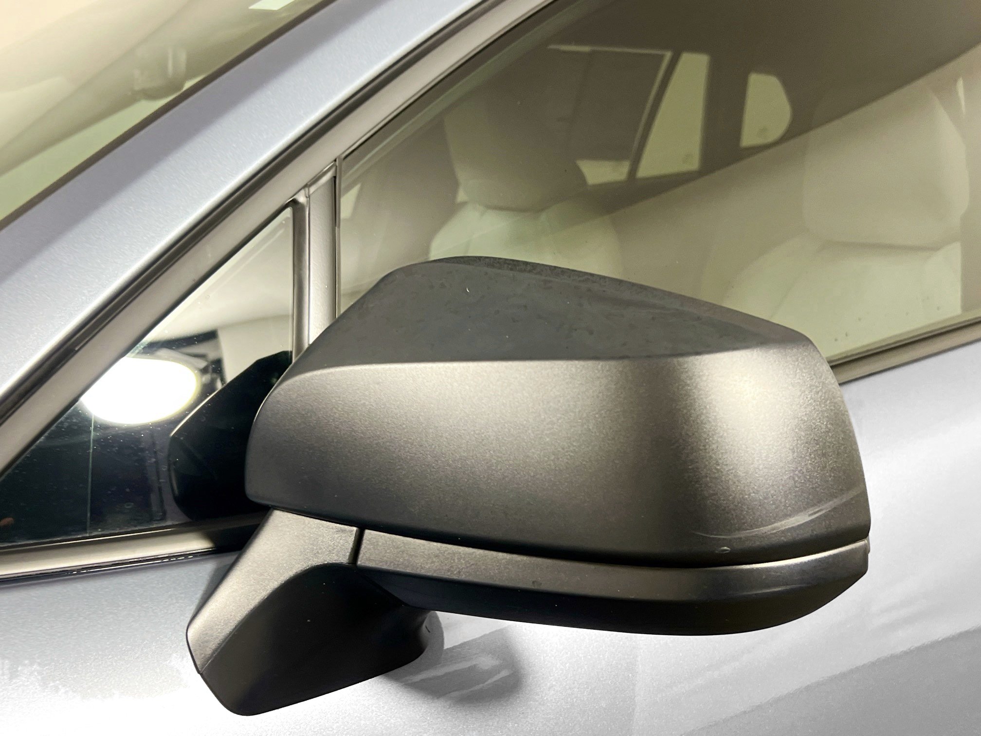 Used 2025 Toyota Corolla Cross L FWD image 12