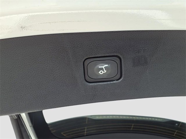 Used 2022 Ford Edge ST-Line image 8