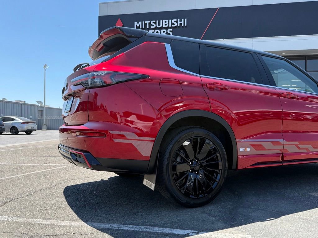 New 2026 Mitsubishi Outlander AWD image 14