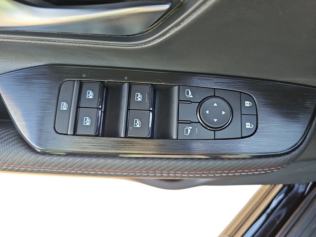 New 2027 Nissan Kicks SR w/ Cold Weather Package FWD image 27