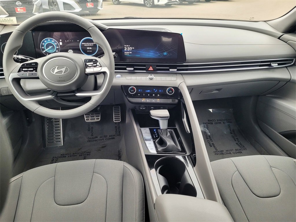 New 2026 Hyundai Elantra Sport image 7