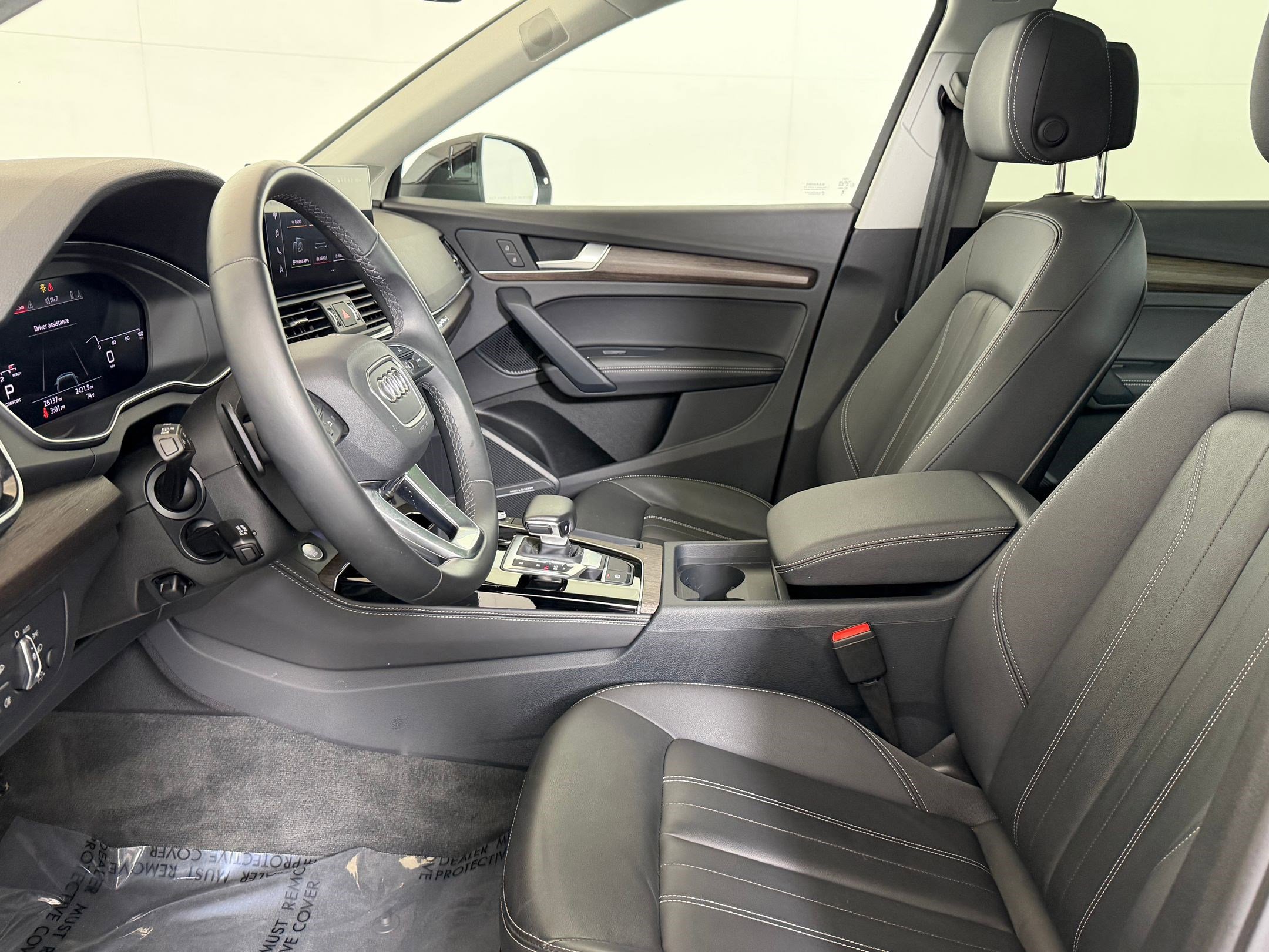 Used 2023 Audi Q5 2.0T Premium Plus w/ Premium Plus Package image 5