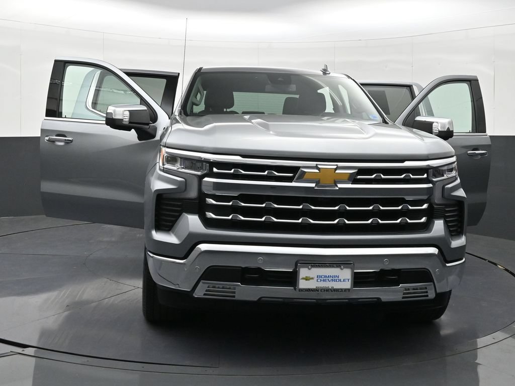 Certified 2025 Chevrolet Silverado 1500 LTZ AWD/4WD image 44