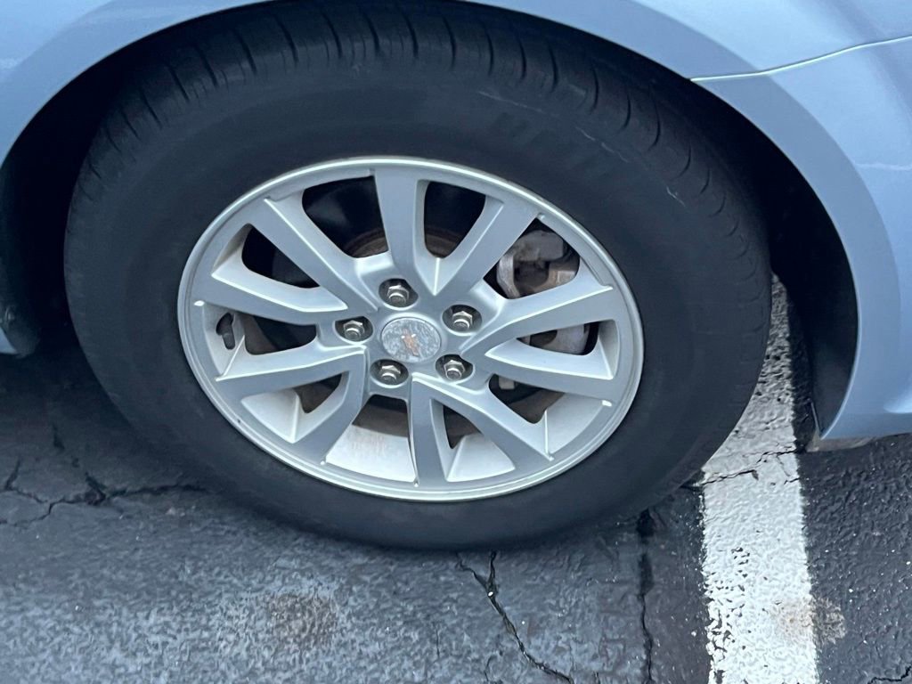 Used 2018 Chevrolet Sonic LT w/ Convenience Package image 4