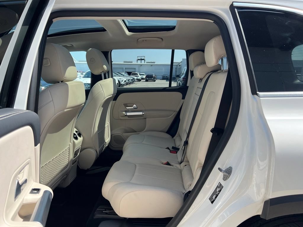 Used 2022 Mercedes-Benz GLB 250 image 26