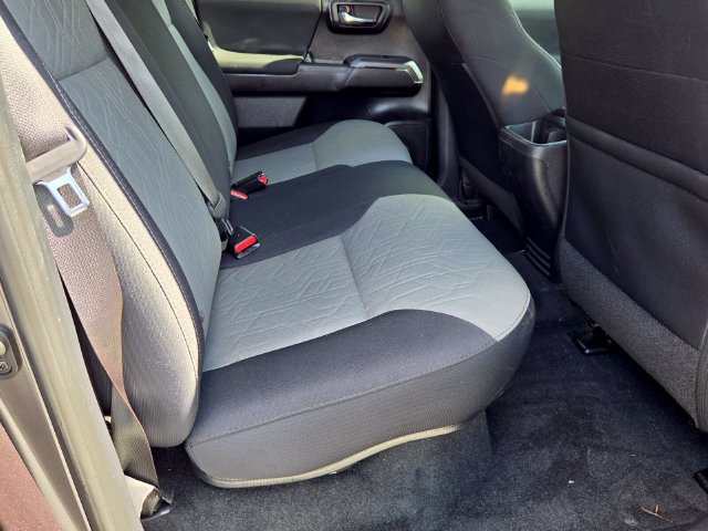 Used 2021 Toyota Tacoma TRD Sport RWD image 16