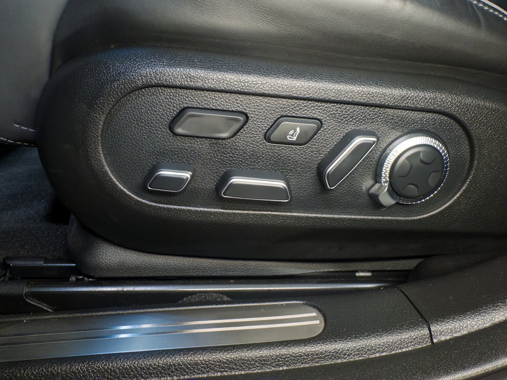 Used 2023 Genesis GV60 Performance AWD/4WD image 7