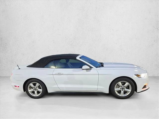Used 2017 Ford Mustang Convertible RWD image 4
