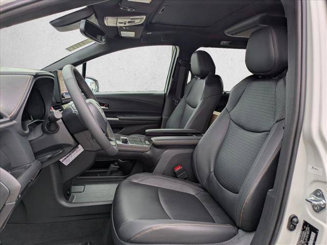 New 2026 Toyota Sienna XLE Woodland Edition AWD/4WD video 4