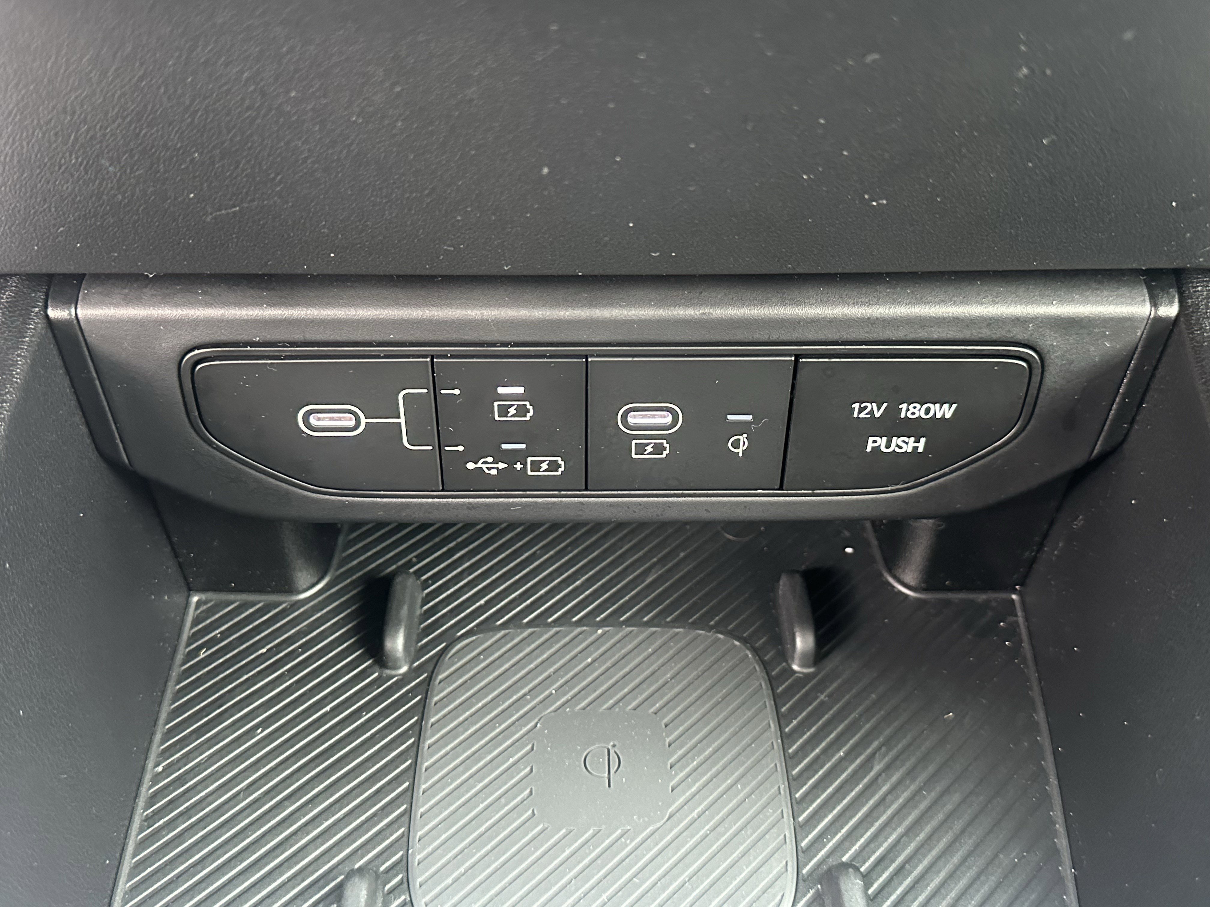 Used 2025 Kia K4 EX image 30