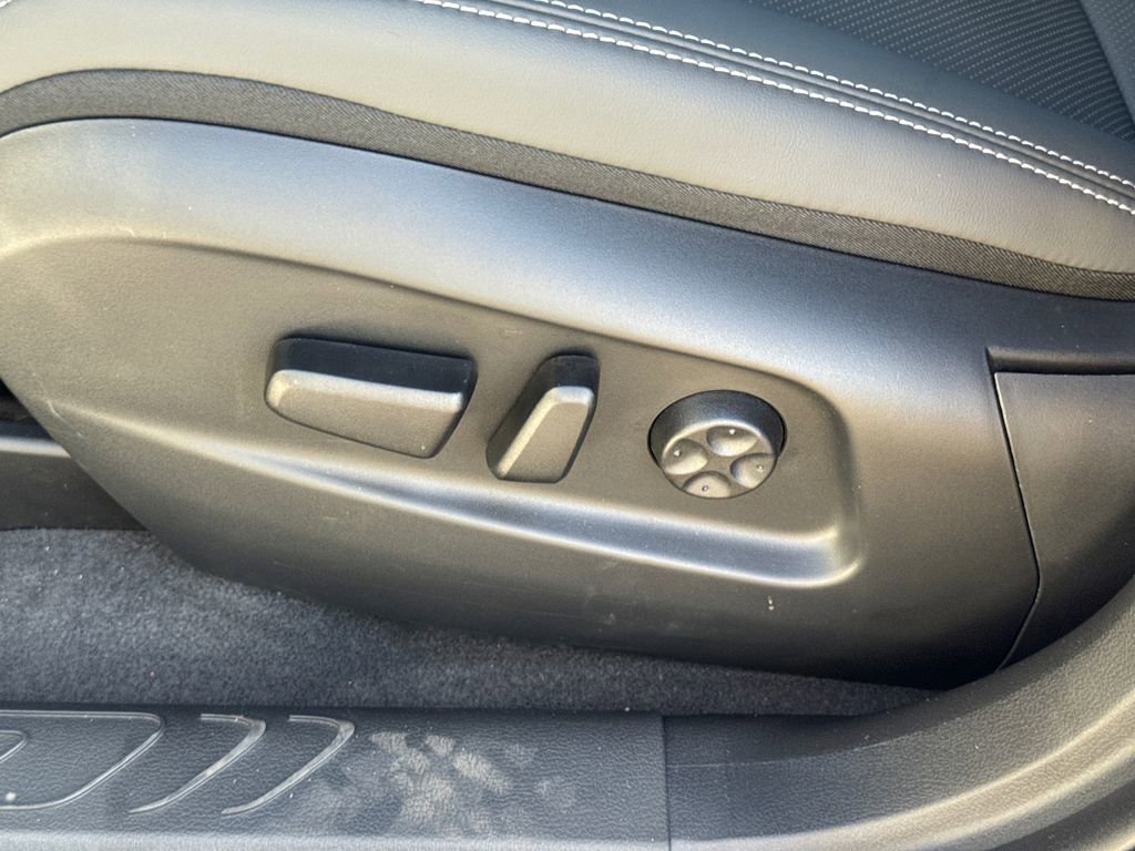 New 2025 VinFast VF 8 Plus AWD/4WD image 26