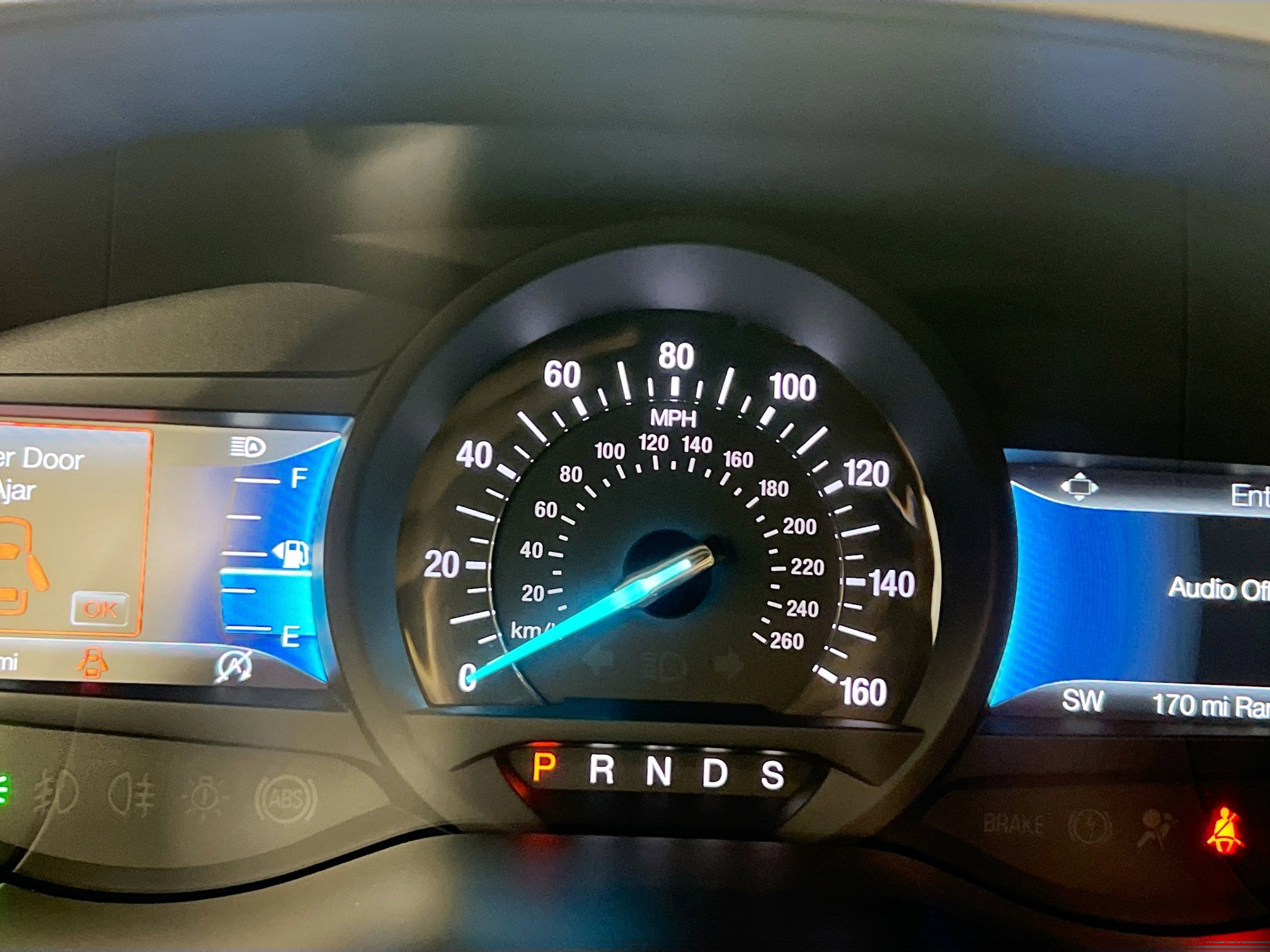 Used 2024 Ford Edge SE w/ Black Appearance Package image 23