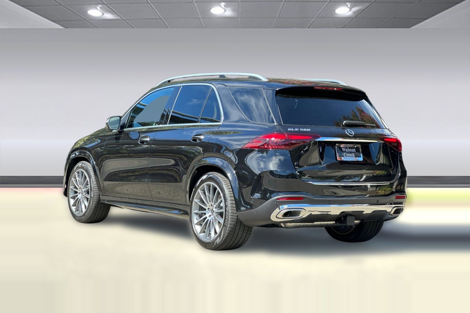 New 2026 Mercedes-Benz GLE 580 4MATIC image 3