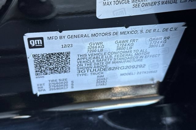 Used 2024 GMC Sierra 1500 SLT w/ SLT Premium Plus Package AWD/4WD image 60