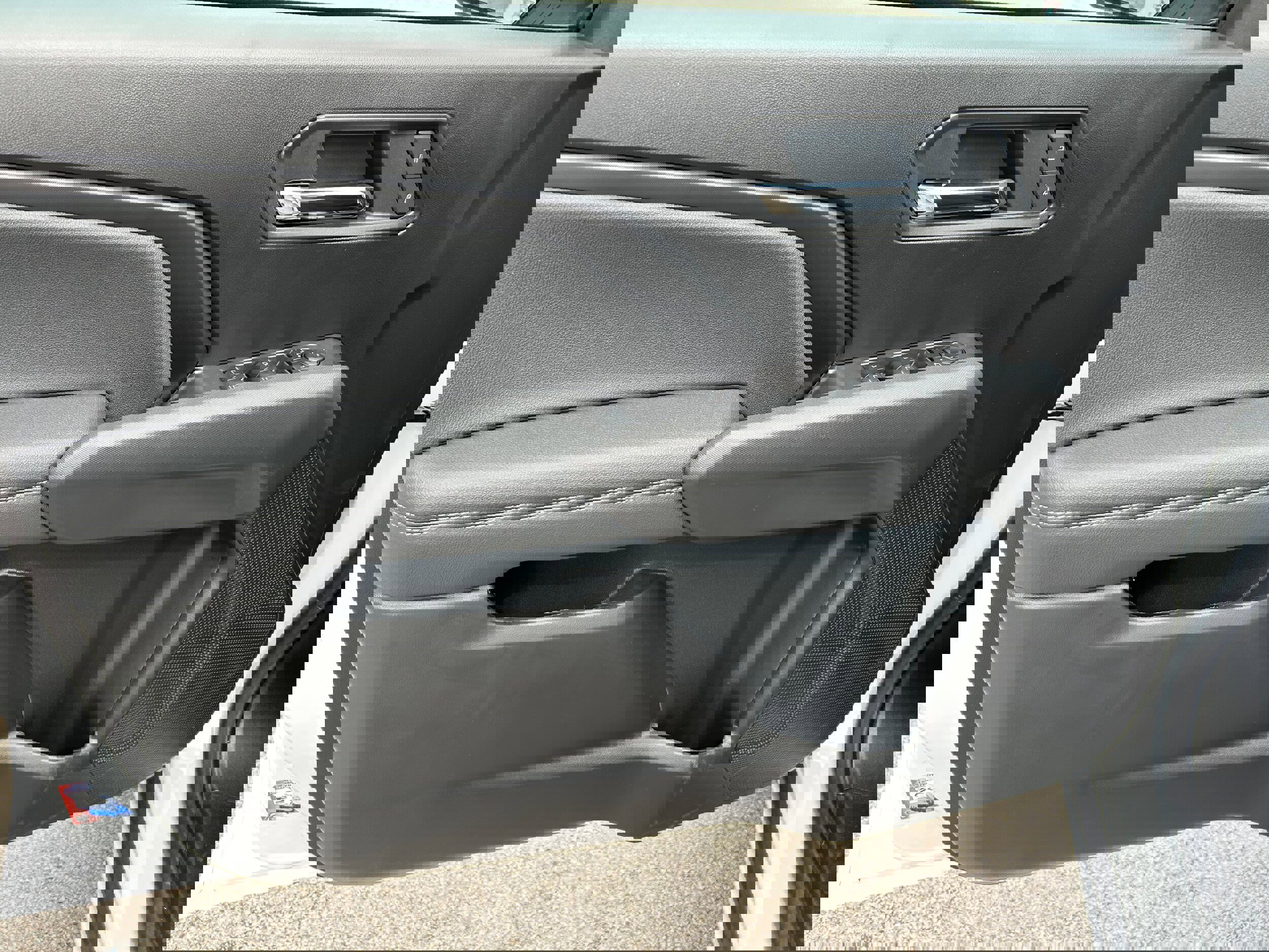 New 2025 Chevrolet Colorado LT image 9